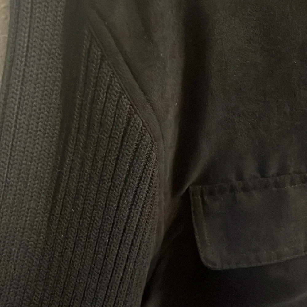Black faux suede and knit button down shirt jacket size M